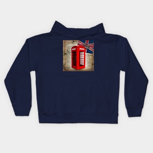 1980s rustic dark academia union jack retro london telephone booth Kids Hoodie